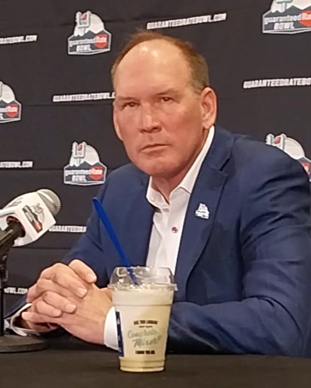 Lance Leipold on balancing competing bowl game objectives at Kansas
